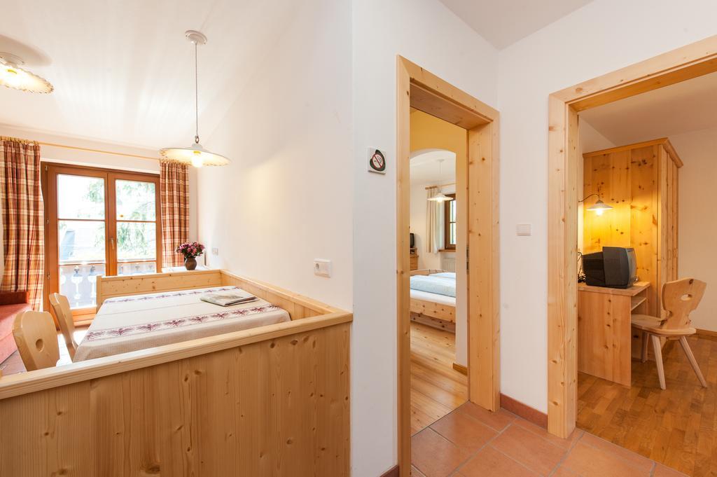 Residence Pichlerhof Rasun di Sopra Szoba fotó